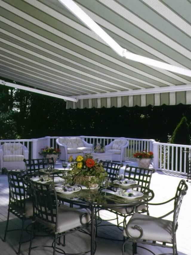 How to Choose the Best Retractable Awning for Your Deck: A Complete Guide